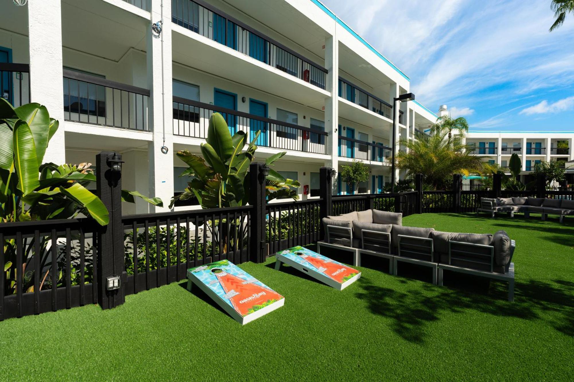 Oasis Bay Suites, Tampa, Busch Gardens, Usf Экстерьер фото