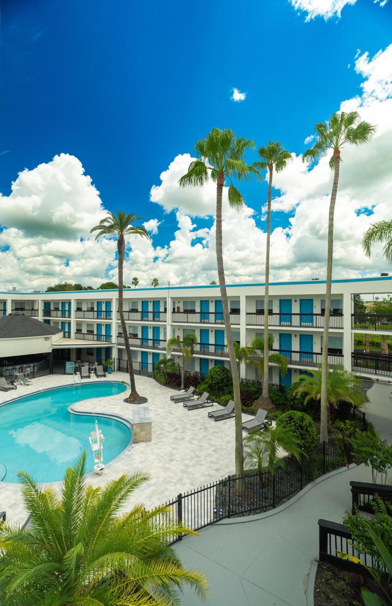 Oasis Bay Suites, Tampa, Busch Gardens, Usf Экстерьер фото